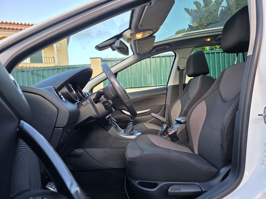 Peugeot 308 SW — fotografia 7