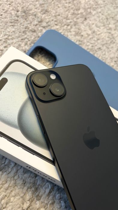 iPhone 15 plus como  novo