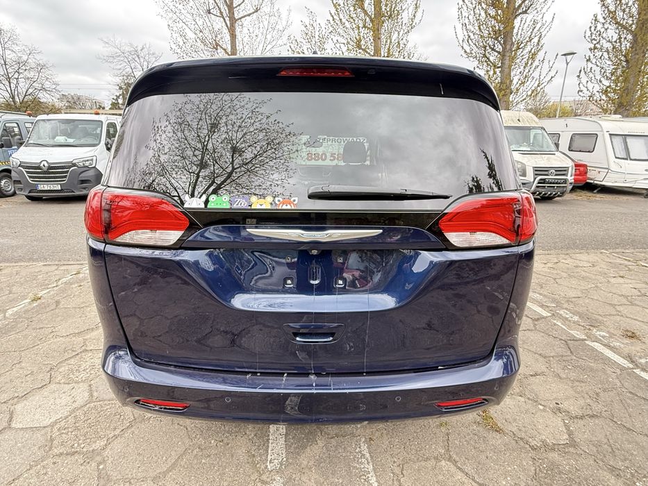 Chrysler Pacifica 3.6 keyless kamera cofania