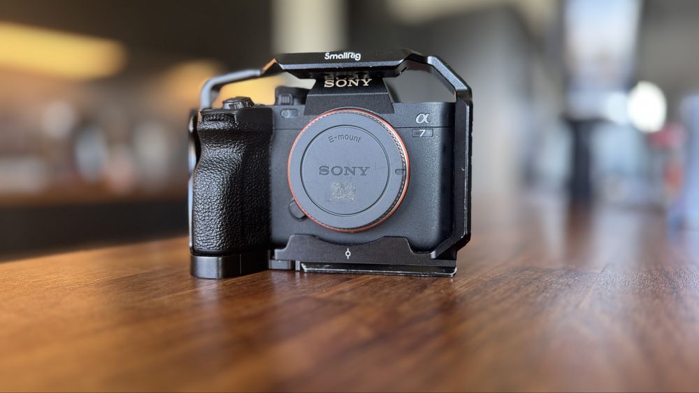 Sony A7 IV | FAKTURA VAT 23% | Cyfrowe.pl | Klatka SmallRig | 2 Aku