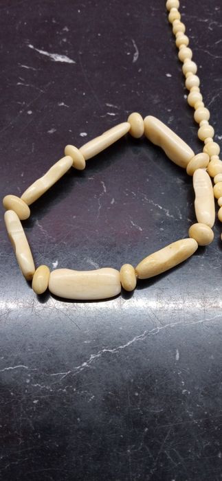 Naszyjniki i bransoletka kość Prl