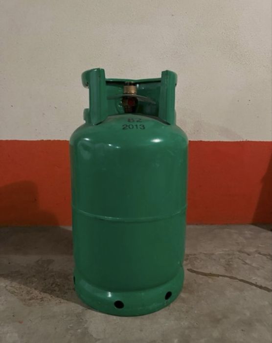 Aquecedor a gas, com botija. Em excelente estado