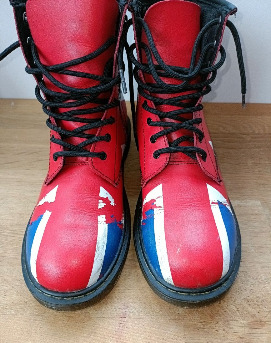 Doc martens outlet 38.5