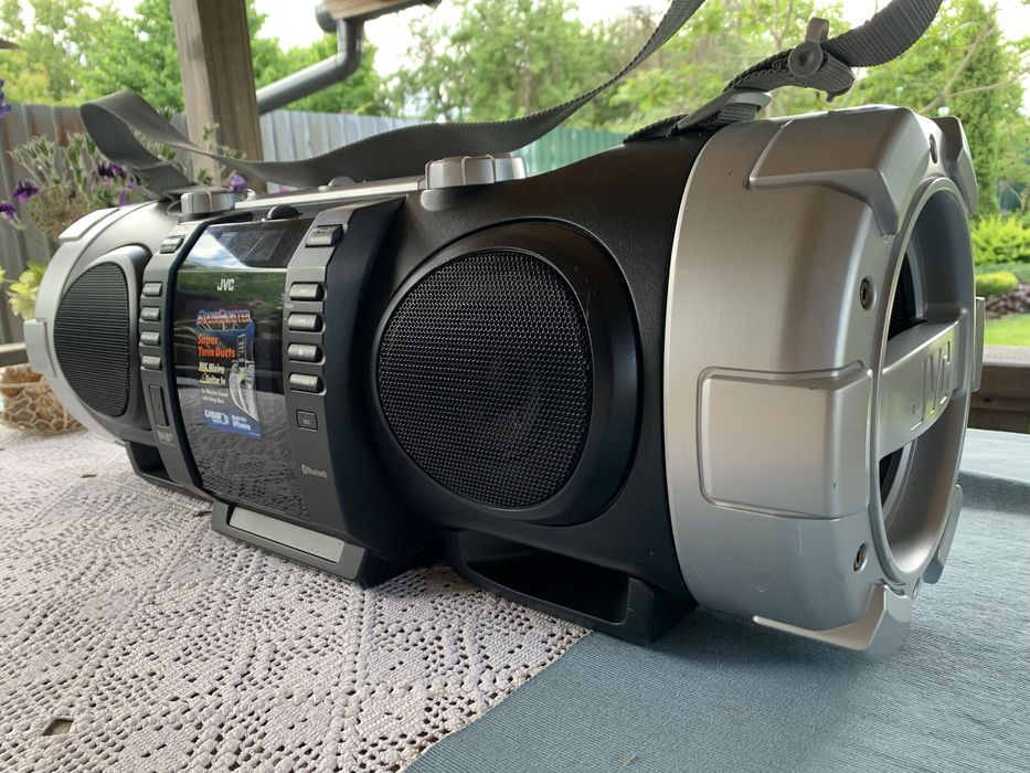 Бумбокс JVC RV- NB100 B