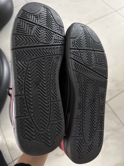 Buty Air Jordan nowe 43