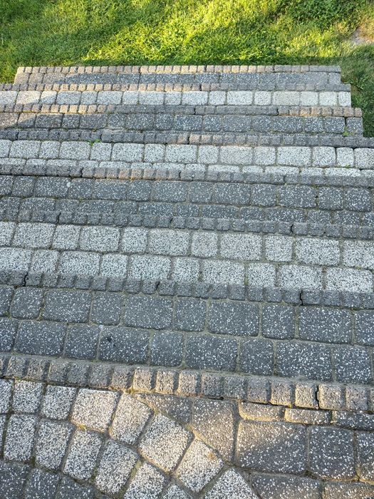 Sprzedam kostkę brukową