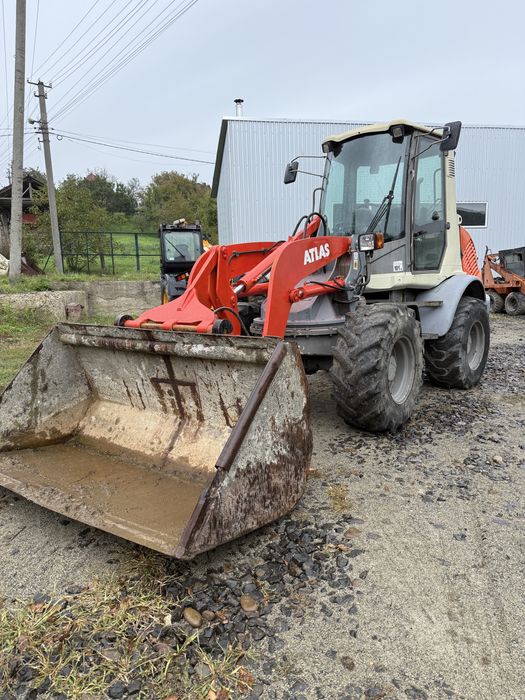 Продається фронтальний навантажувач ATLAS 75S 2006 року