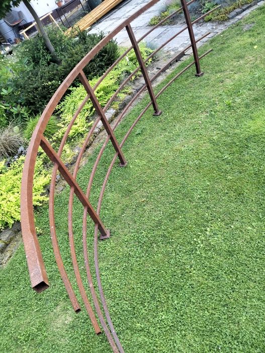 Balustrada stalowa surowa balkon taras