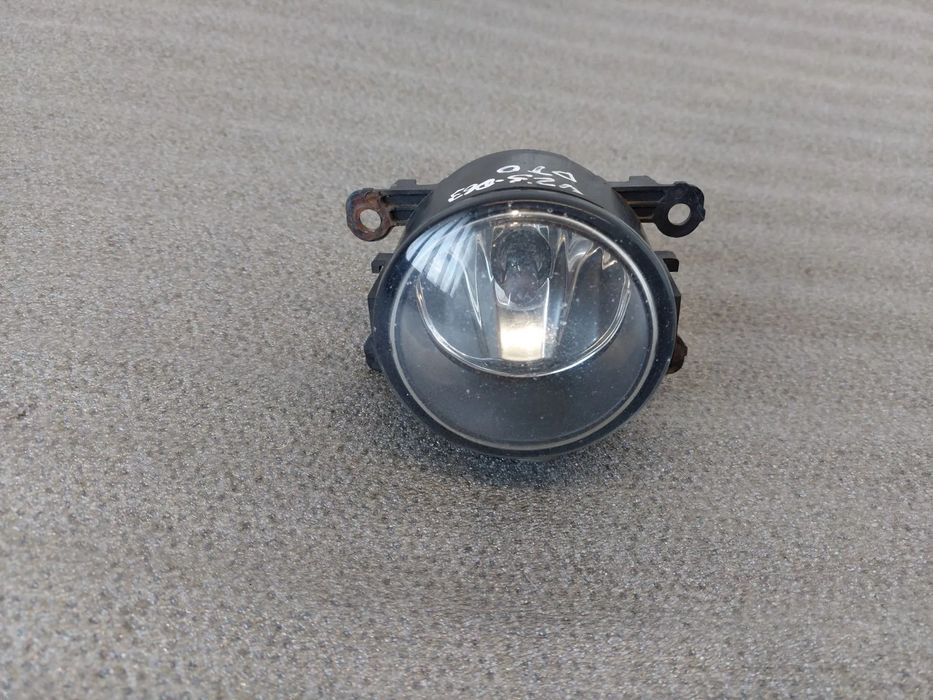 Farol nevoeiro frente direito DACIA Duster (HS_)