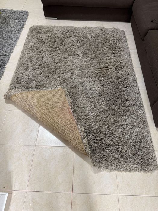 Tapete Fofo / Shaggy de Pelo Alto - Cor Neutra (1.40m x 1.95m)