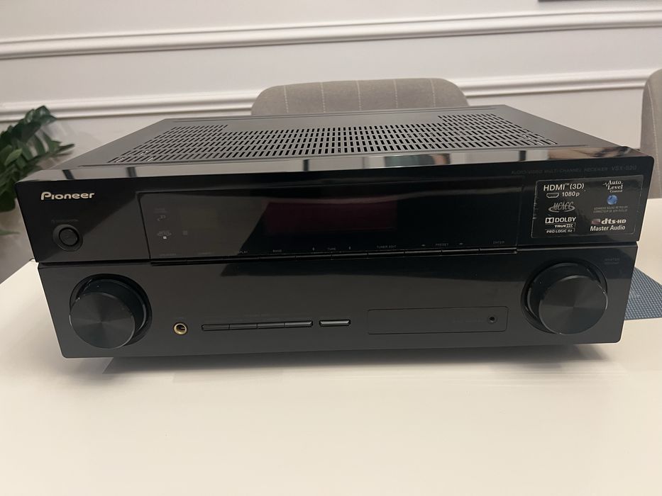 Amplituner Pioneer VSX-520-K