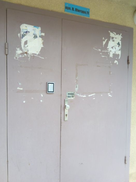 Как выбрать и установить надежный кодовый замок на дверь в подъезд ...