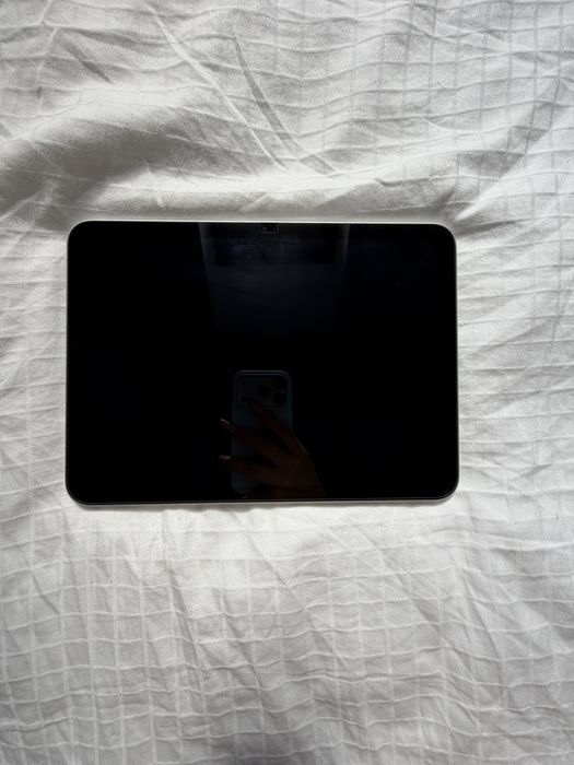 iPad Apple 10. generacji 64 GB + rysik + 2 etui | Stan idealny