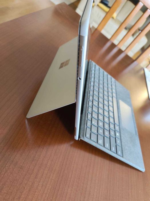 Microsoft Surface Pro 8 i5 8GB 256GB LTE + klawiatura + pen