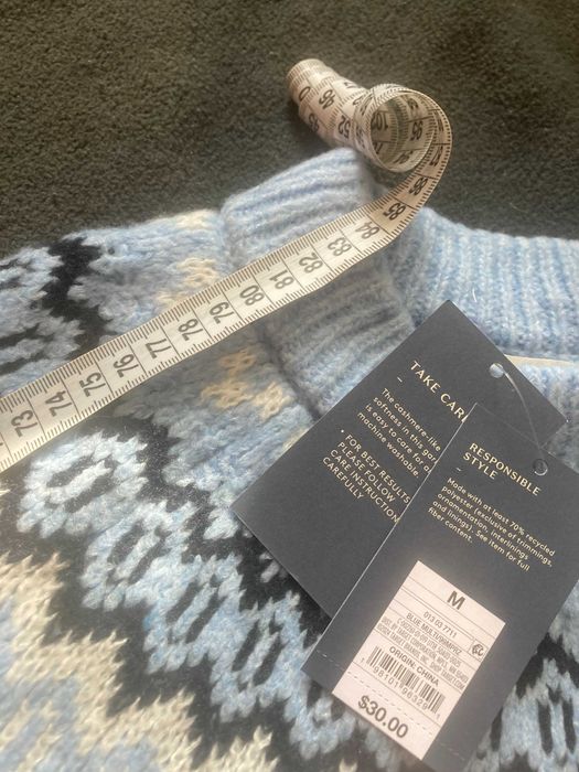 Жіночий светр Universal Thread™ M-XL (Target США)