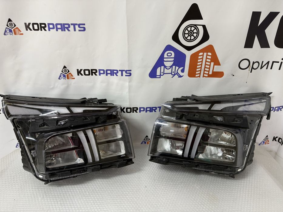 Комплект фар hyundai Santa Fe LED !