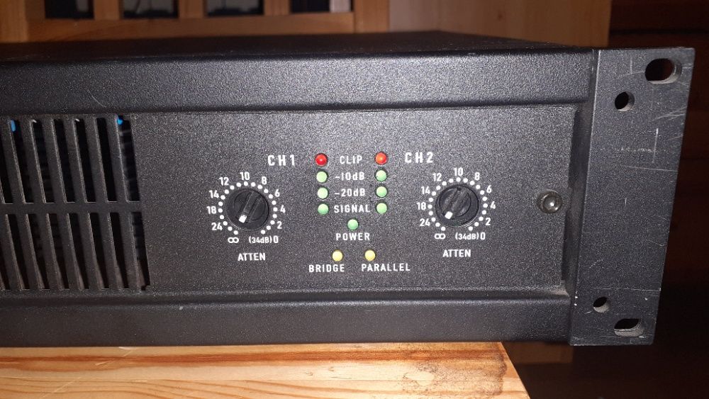 Końcówka mocy QSC CX 702