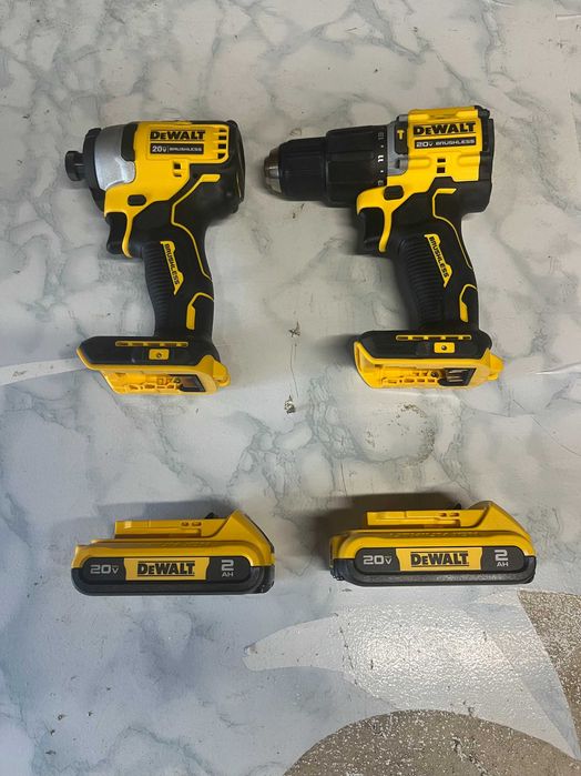 Dewalt Zestaw Narzędzi wkrętarka, zakrętarka i 2x bateria 2AH