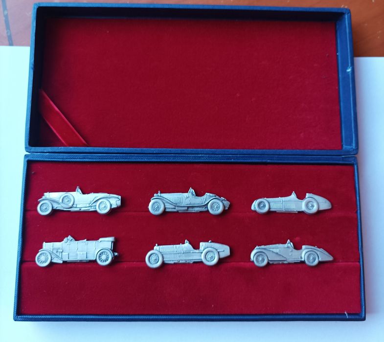 Modele Alfa Romeo srebro 800