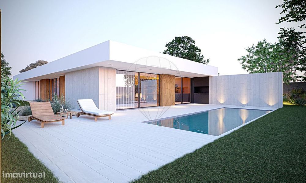 Moradia T4 para venda