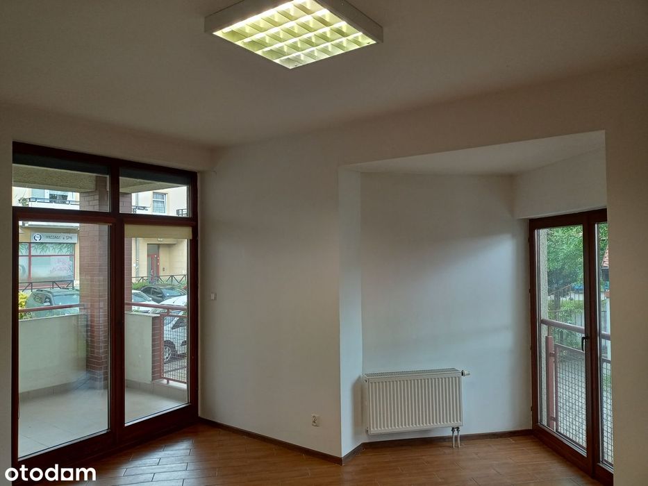 Lokal biurowo-usługowy | ul. Zwycięska | 36 m2 | garaż w cenie