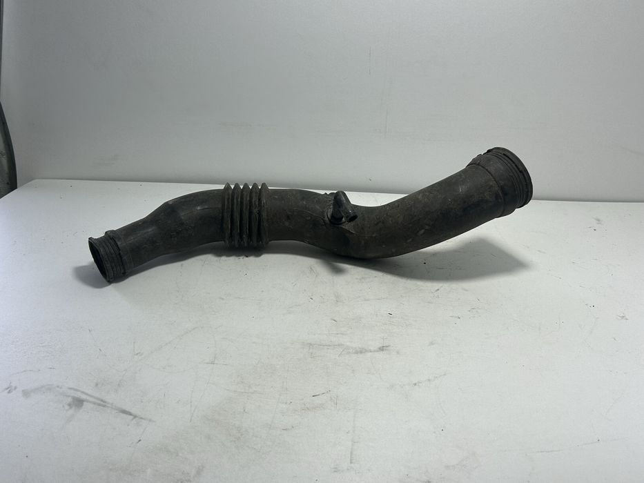 Патрубок повітряного фільтра турбини Renault Laguna II лагуна 2 (2001-2007) 7700116005