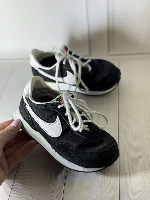 Кросівки nike дитячі, дитяче взуття . Кросівки легкі на весну . Найк