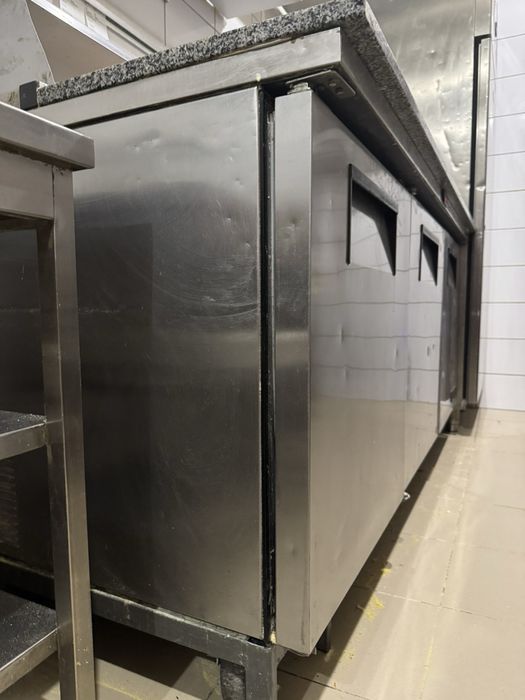 Холодильник  професійний для піци