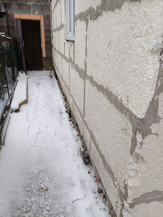 Акція .Власник, продам квартиру пристройку 32м.кв.газ,вода, житловий с