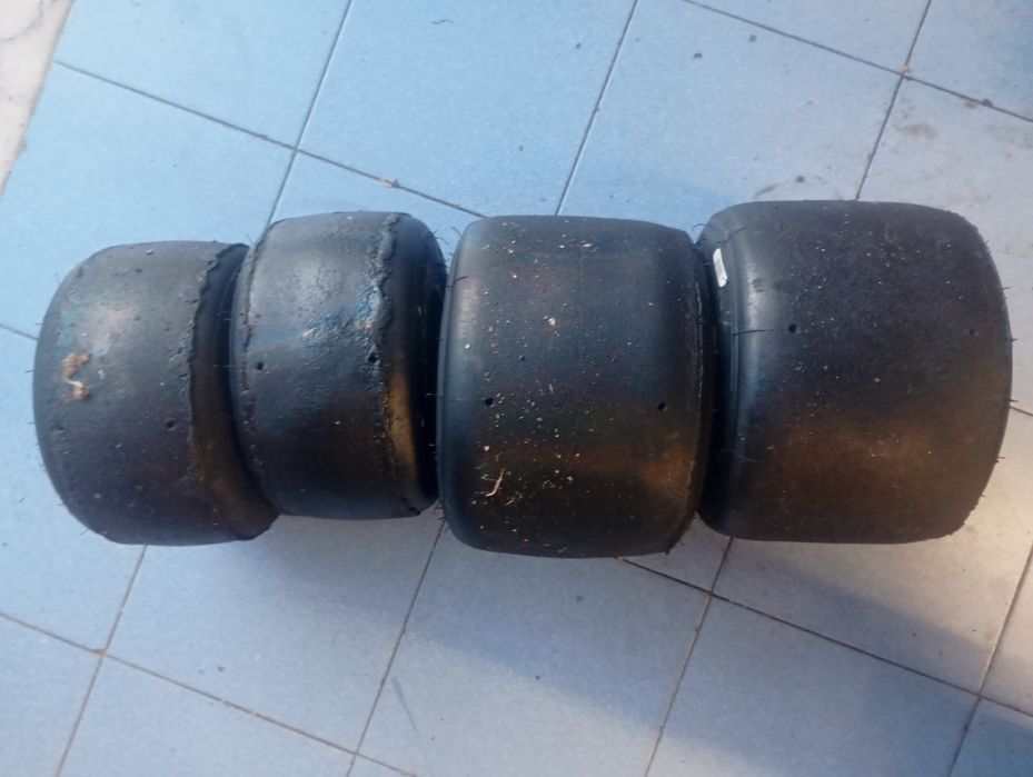 Conjunto de pneus kart