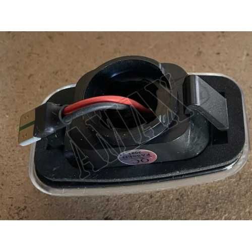 Динамические повторители поворотов LED 70 80 90 100 Toyota