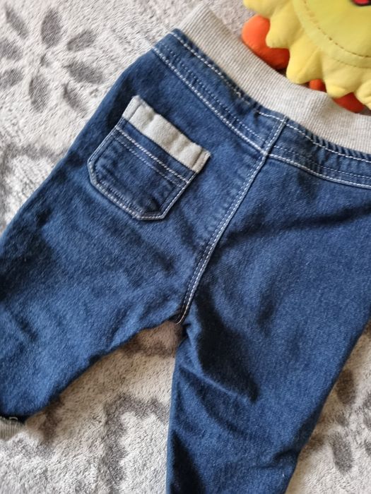 Spodnie jeans r.62