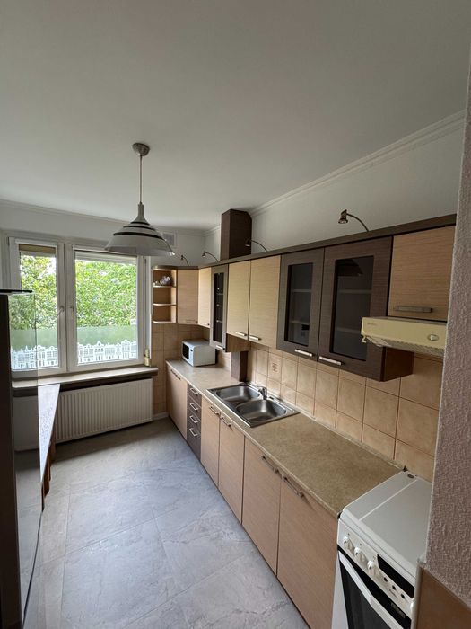 Mieszkanie M3 (Nadrzeczna), 49 m2, po generalnym remoncie, balkon, garaż, 2 piętro