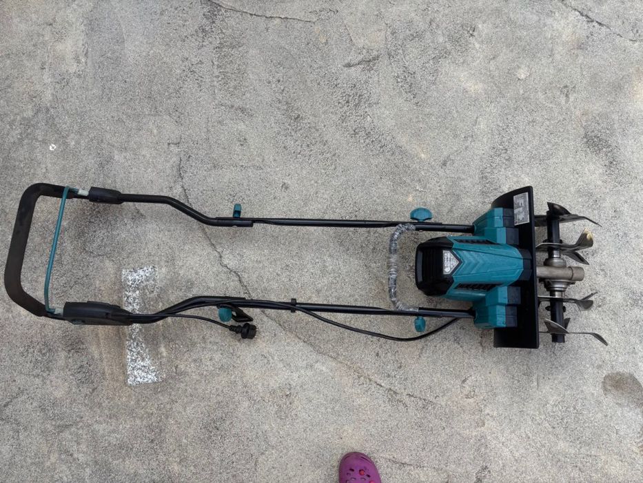 Moto enxada elétrica