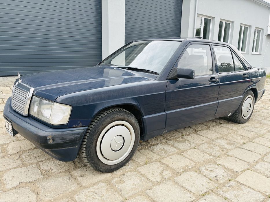 Mercedes-Benz Seria 190