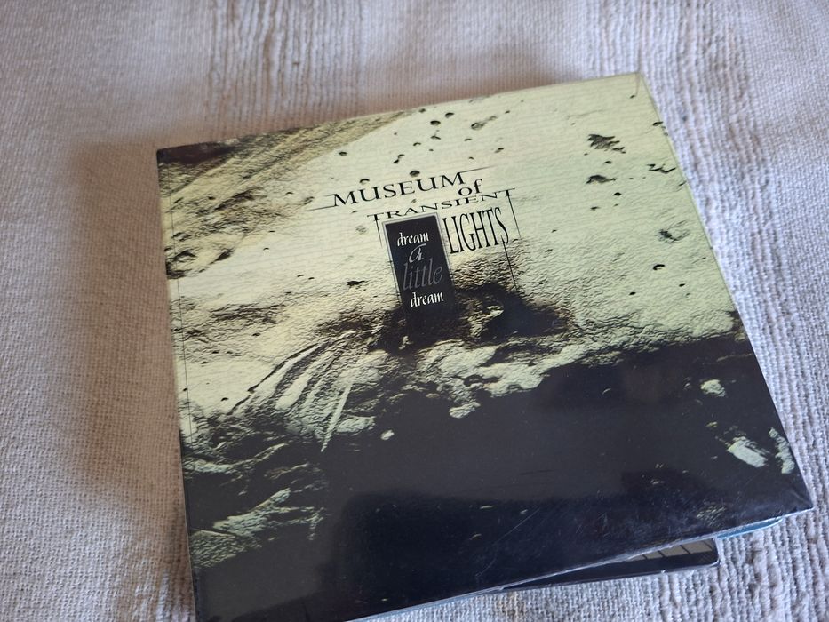 Cd novo selado industrial dark ambient Museum of Transient Lights Japão
