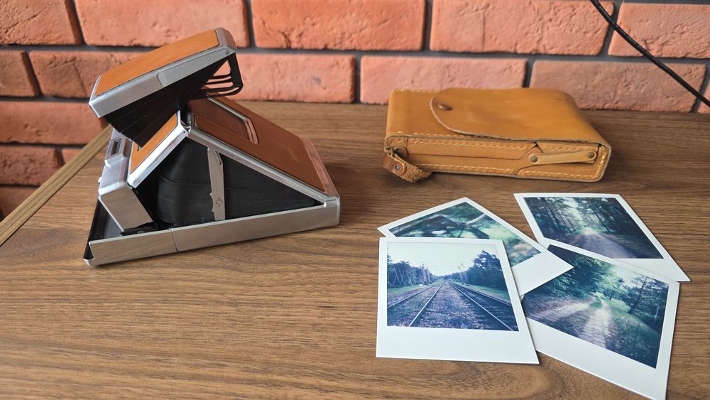Polaroid SX70 Land Camera