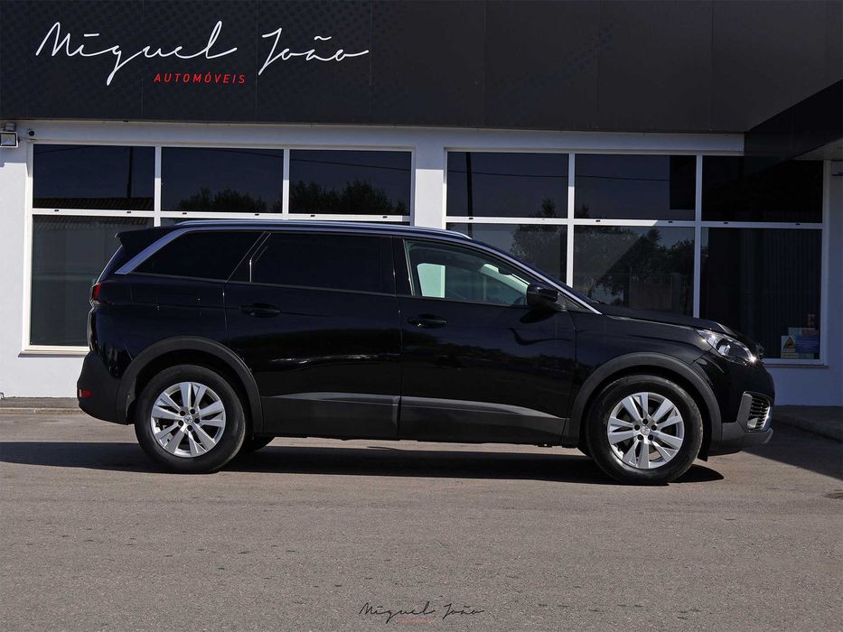 PEUGEOT 5008 1.5 BlueHDi 130cv | 7 LUGARES | GPS | CARPLAY