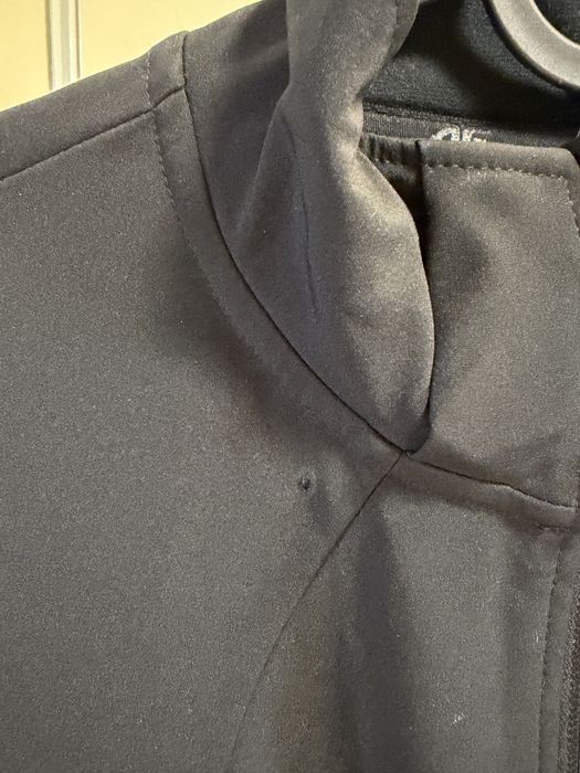 Softshell 4F czarny