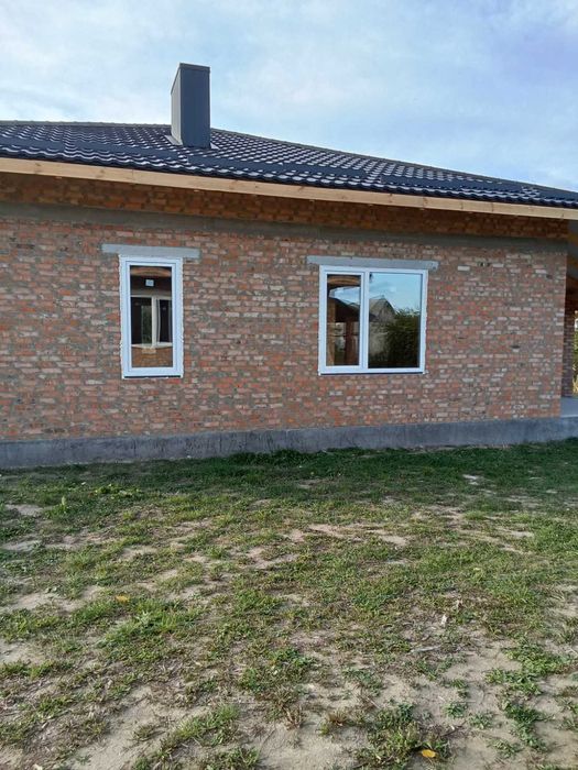 ПРОДАМ  м.Рівне Біла Криниця