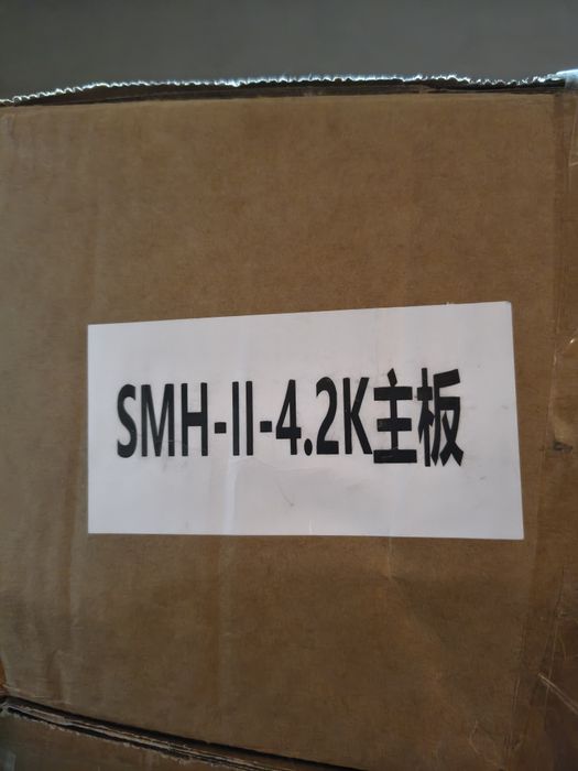 Інвертор Easun SMH ii 4,2KW 24V (під відновлення)