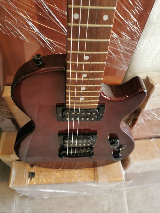 Guitarra Epiphone Special II + Amp