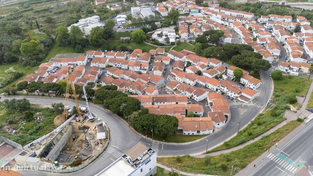 Andar de moradia bifamiliar com Terraço com vista rio em Marvila | Lis