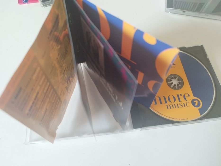 *More Music: Oasis, Prodigy, Pulp, Fugees, Dr.Alban, Culture Beat i in