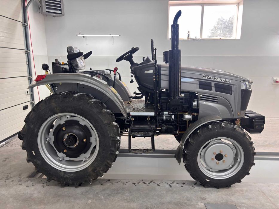 Трактор Скаут ТЕ 504 в навності!