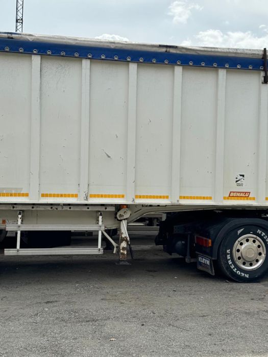 Самоскид зерновоз напівпричіп Benalu