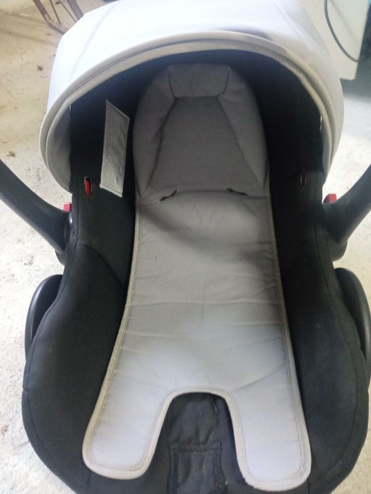 Artigos de bebe carrinho, ovo, espreguiçadeira, alcofa, berço, etc