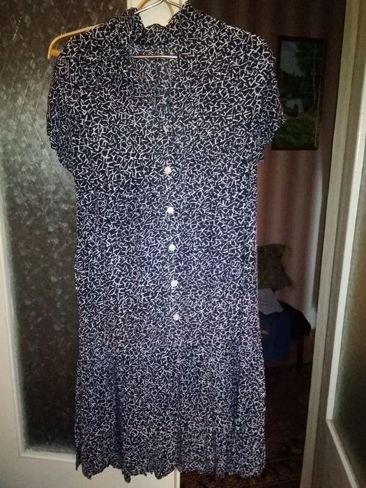 Платье.         .