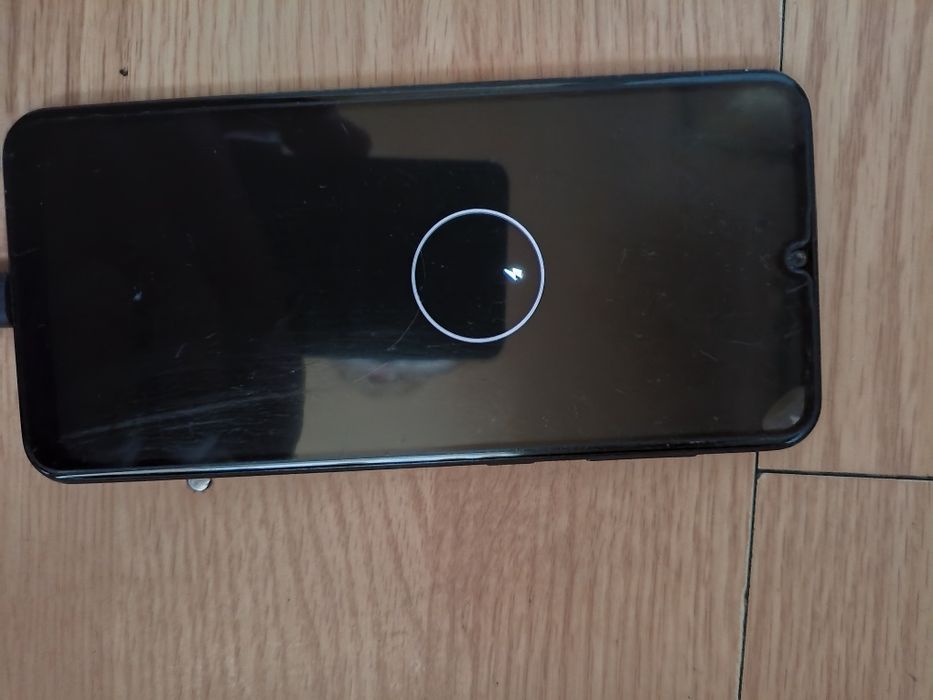 Samsung  А30 4/64 гб