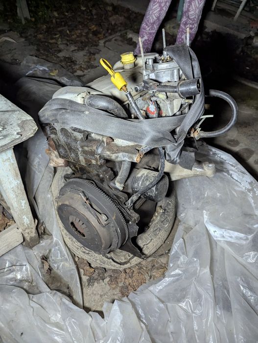 Ford Sierra + подарок. Дособирать нужно